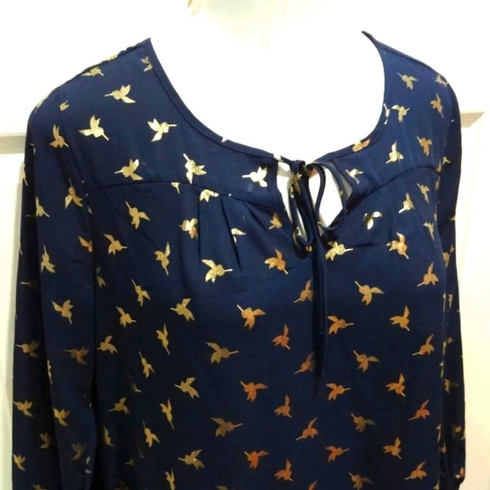 Humming bird longsleeve navy metallic flowy blouse Jennie & Marlis fits medium